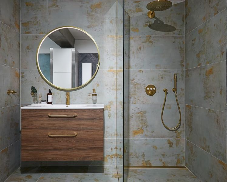 Unidrain afløb 900 mm/10 mm ramme - Børstet messing Unidrain afløb 900 mm/10 mm ramme - Børstet messing