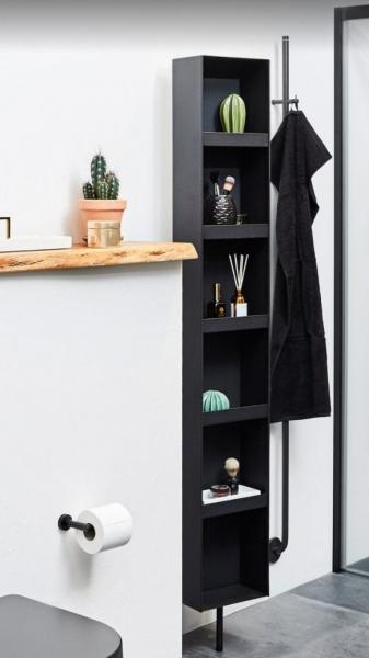 Cassøe drejeskab m/spejl og hylder - Mat sort Cassøe drejeskab m/spejl og hylder - Mat sort