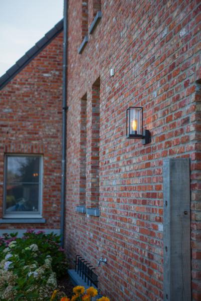 Lutec Tradition Flair 1 udendørslampe til væg - Mat sort