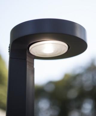 Lutec Diso Solar udendørs standerlampe m/solceller - Grå Lutec Diso Solar udendørs standerlampe m/solceller - Grå