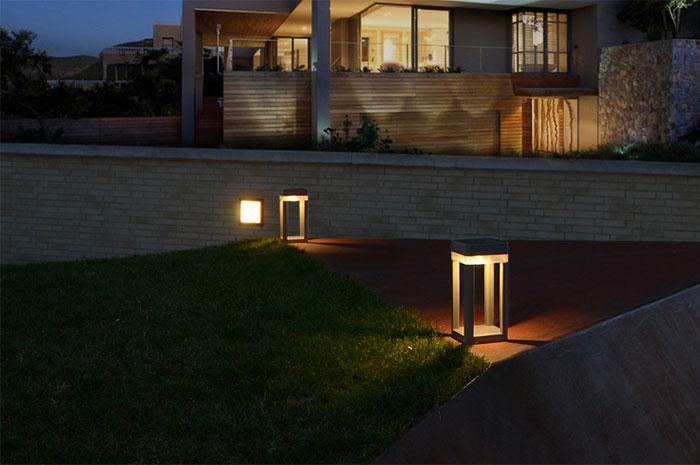 Lutec udendørslampe på spyd m/solceller