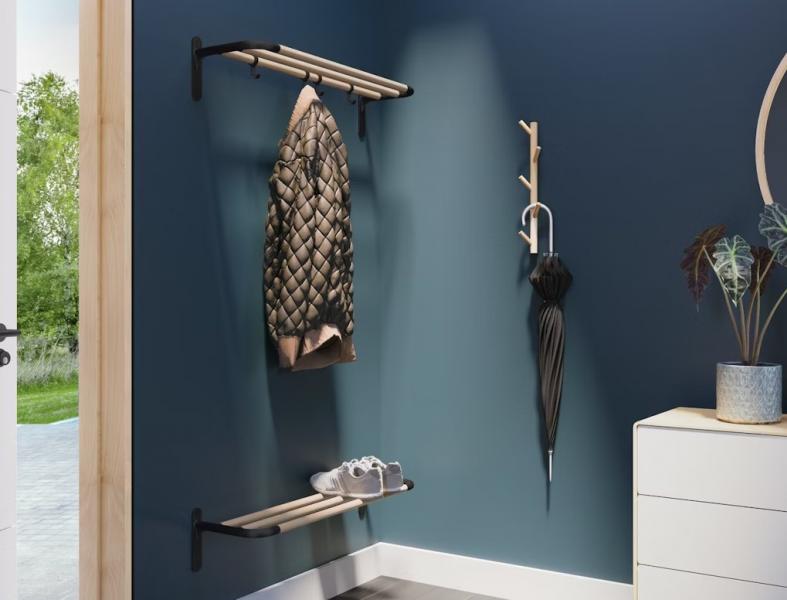 Beslagsboden hattehylde/skohylde - Træ/mat sort Beslagsboden hattehylde/skohylde - Træ/mat sort