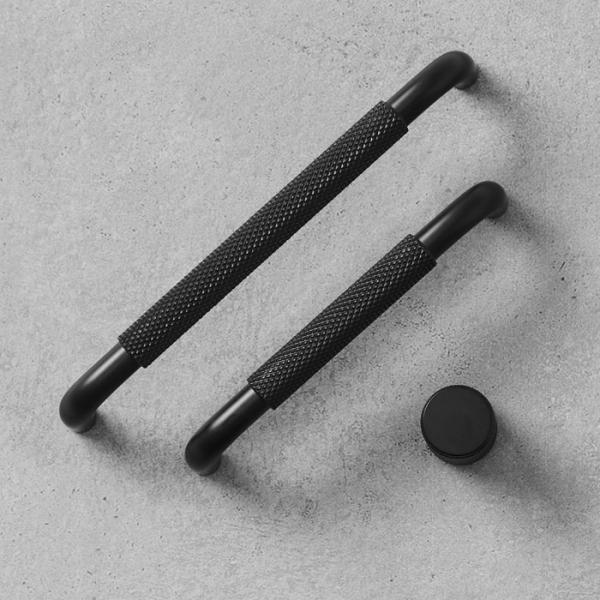 Beslagsboden BB6501 møbelgreb m/crystal cut - Sort