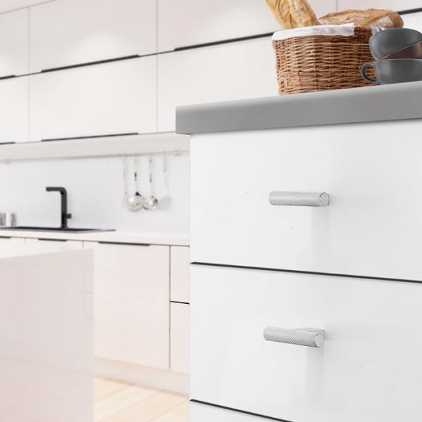 Beslagsboden B410 m&oslash;belknop m/crystal cut - Krom