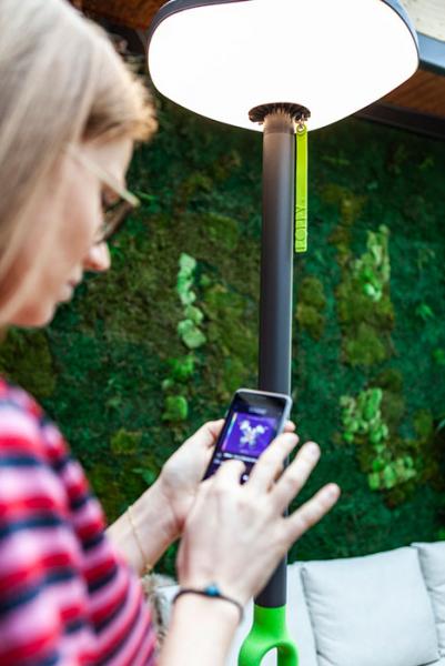 Lutec Poppy udendørslampe m/solceller og højtaler