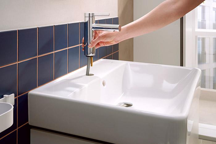 hansgrohe Zesis S håndvaskarmatur 70 CoolStart m/løft-op bundventil i metal - Krom